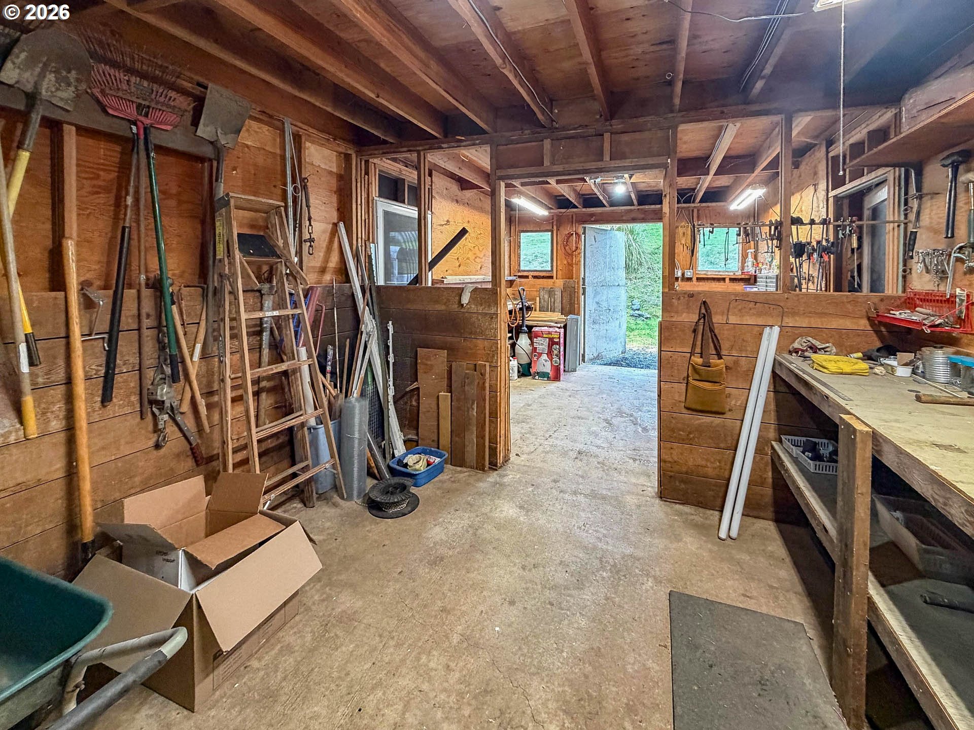 481 Strader Road Roseburg, OR 97470 - Photo 36 of 48