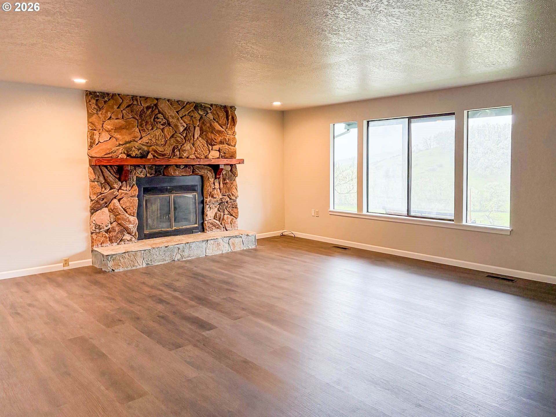 481 Strader Road Roseburg, OR 97470 - Photo 6 of 48