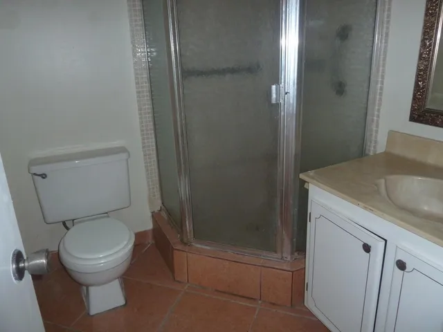 $2,000 | 9355 Southwest 8th Street, Unit 103, Boca Raton, FL 33428