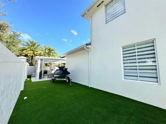 $1,500,000 | 8521 Northwest 162nd Street, Miami Lakes, FL 33016