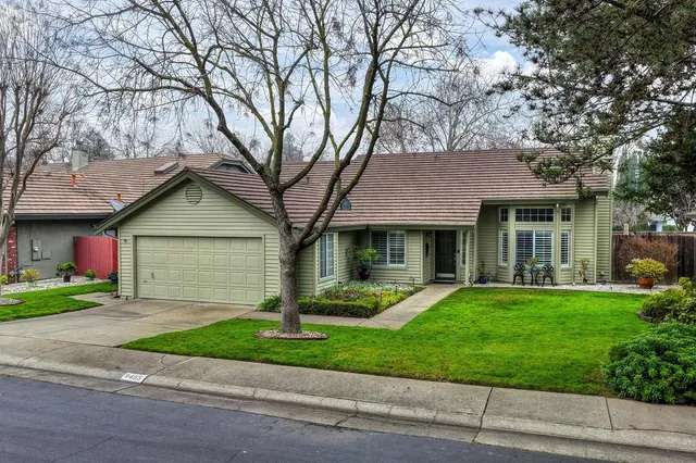 $699,950 | 9455 Laguna Lake Way, Elk Grove, CA 95758