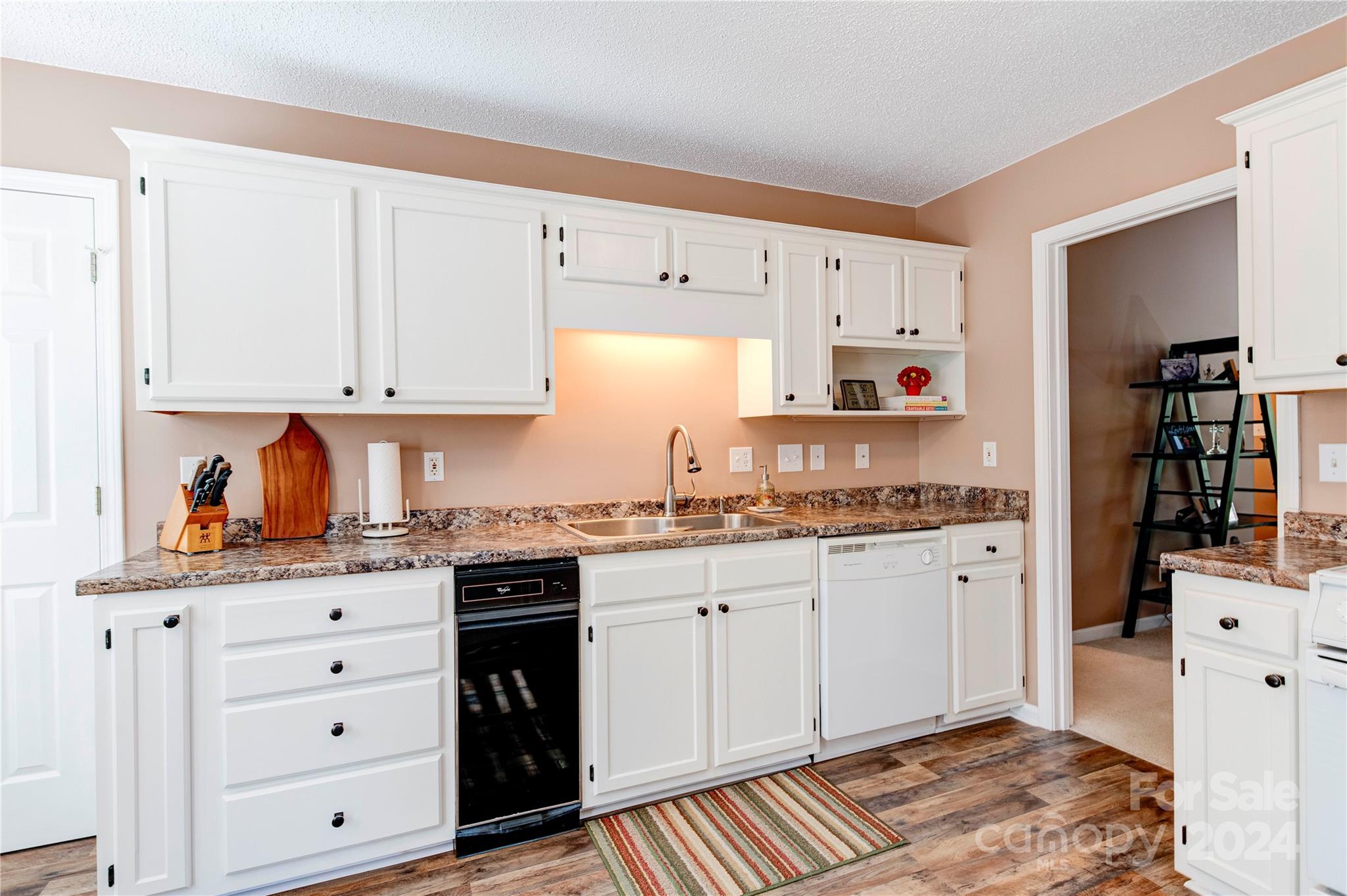 6 Claru Rdg Road Fletcher, NC 28732 - Photo 10 of 36 Gallery Image 10