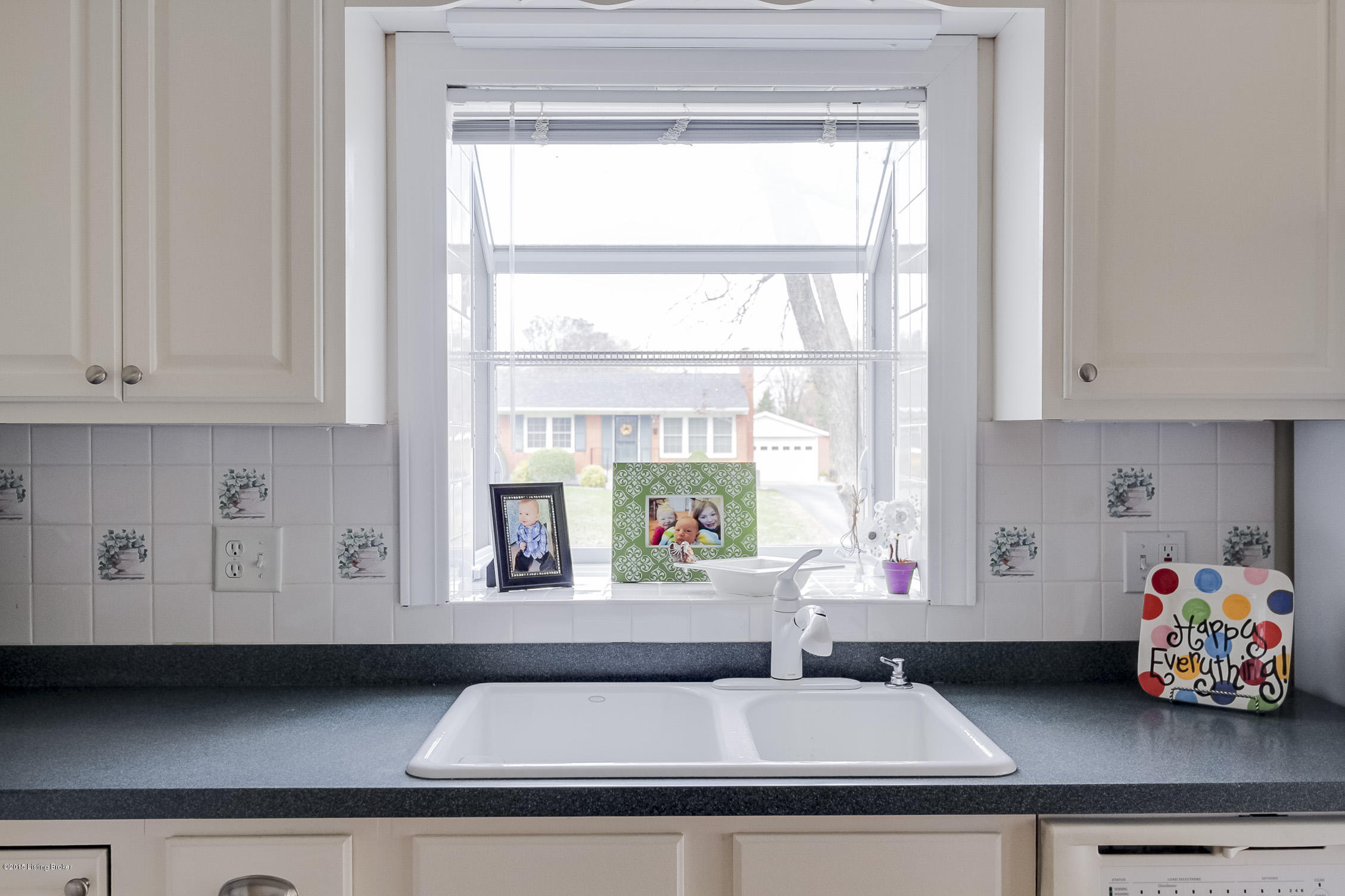 4308 Kinloch Road Louisville, KY 40207 - Photo 16 of 36 0032HDR