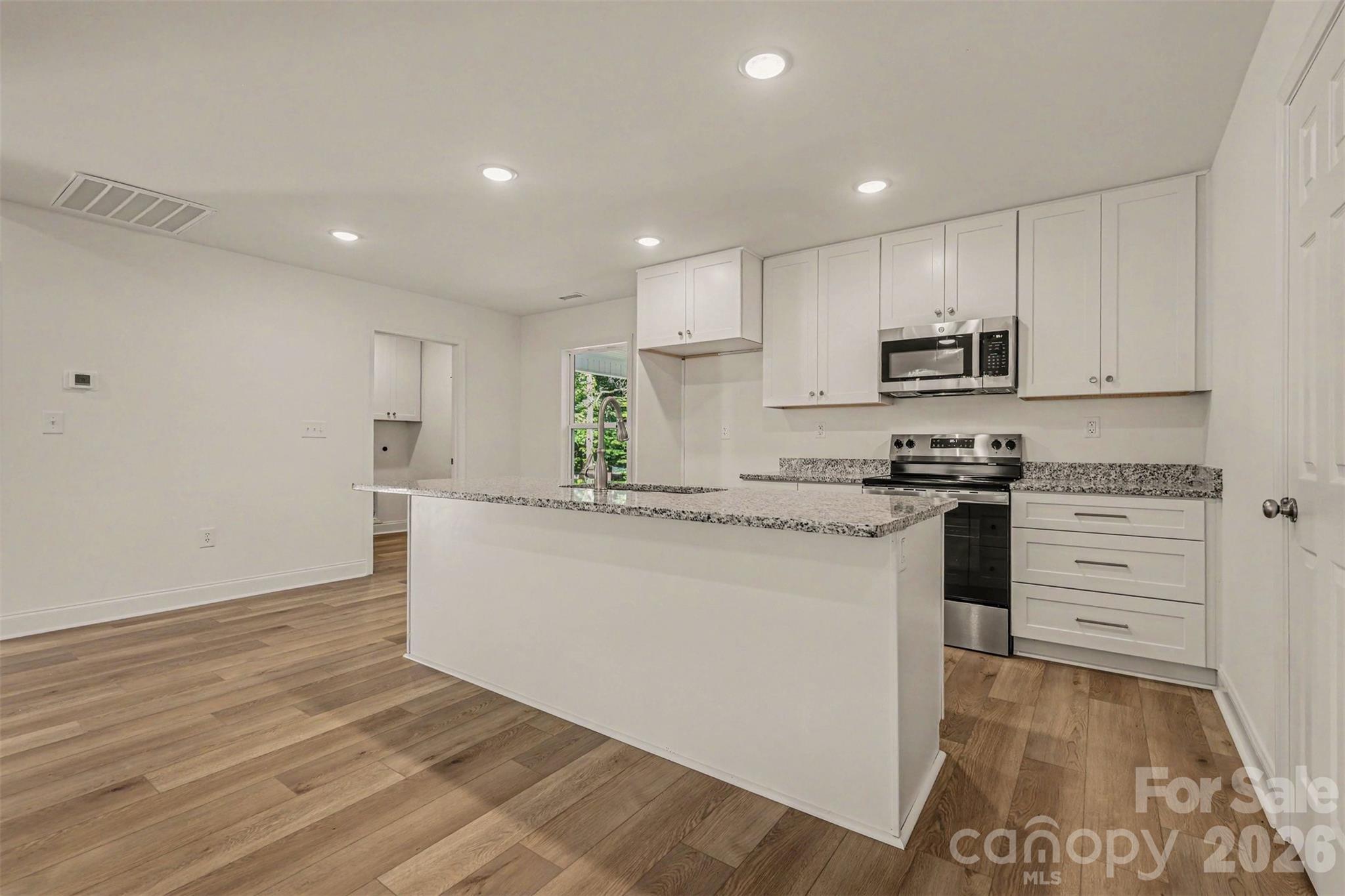 160 Parris Road Blacksburg, SC 29702 - Photo 13 of 26