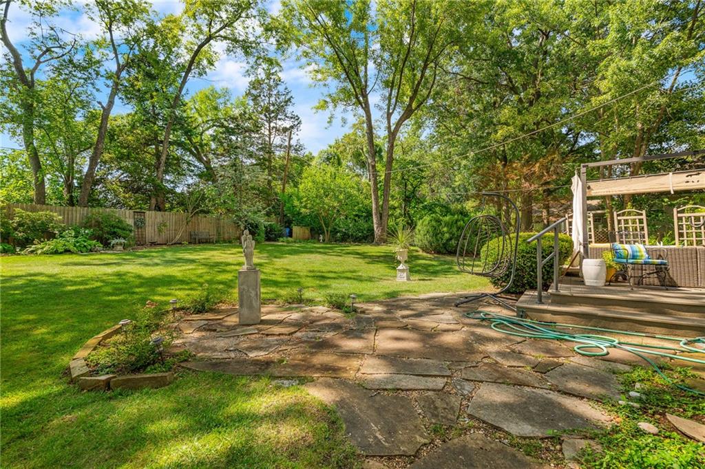 9416 Wenonga Road Leawood, KS 66206 - Photo 48 of 54