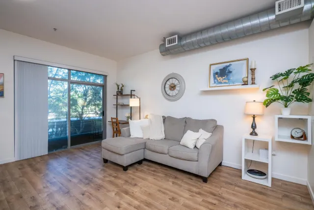 $2,499 | 889 Date Street, Unit 214, San Diego, CA 92101