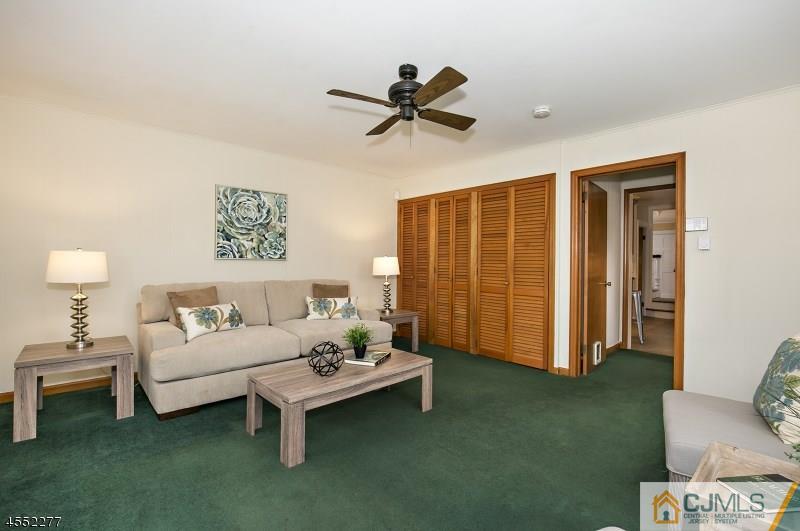 130 Walnut Street Middlesex, NJ 08846 - Photo 12 of 24 Gallery Image 12
