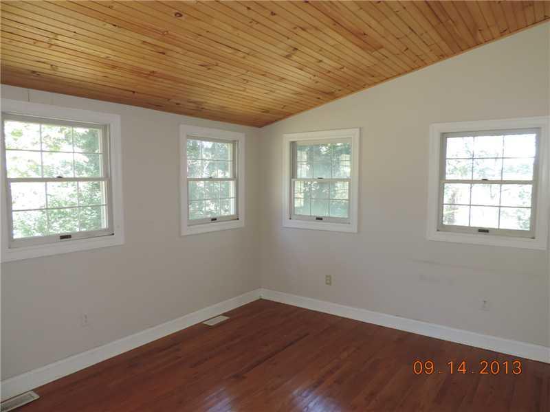 170 Ridgewood Road Pittsburgh, PA 15237 - Photo 8 of 13 Bedroom. This was used by teh former owners as a first floor master-it has a lovely vaulted ceiling and beautiful hardwood floor. Theris a full bath with jetted tub just steps away