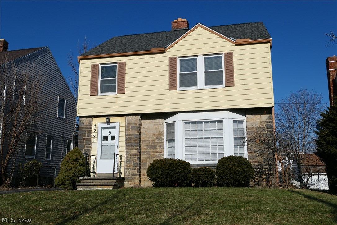 4365 Silsby Road Cleveland, OH 44118 - Photo 1 of 12 4365 Silsby