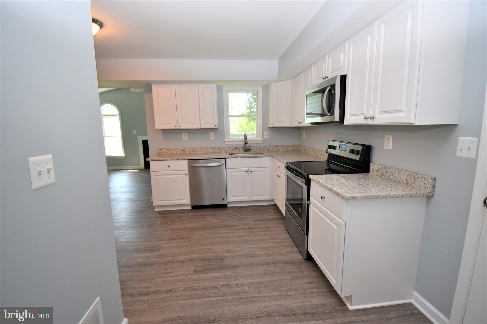 1209 Pine Ridge Lane Baltimore, MD 21208 - Photo 8 of 35 Gallery Image 8