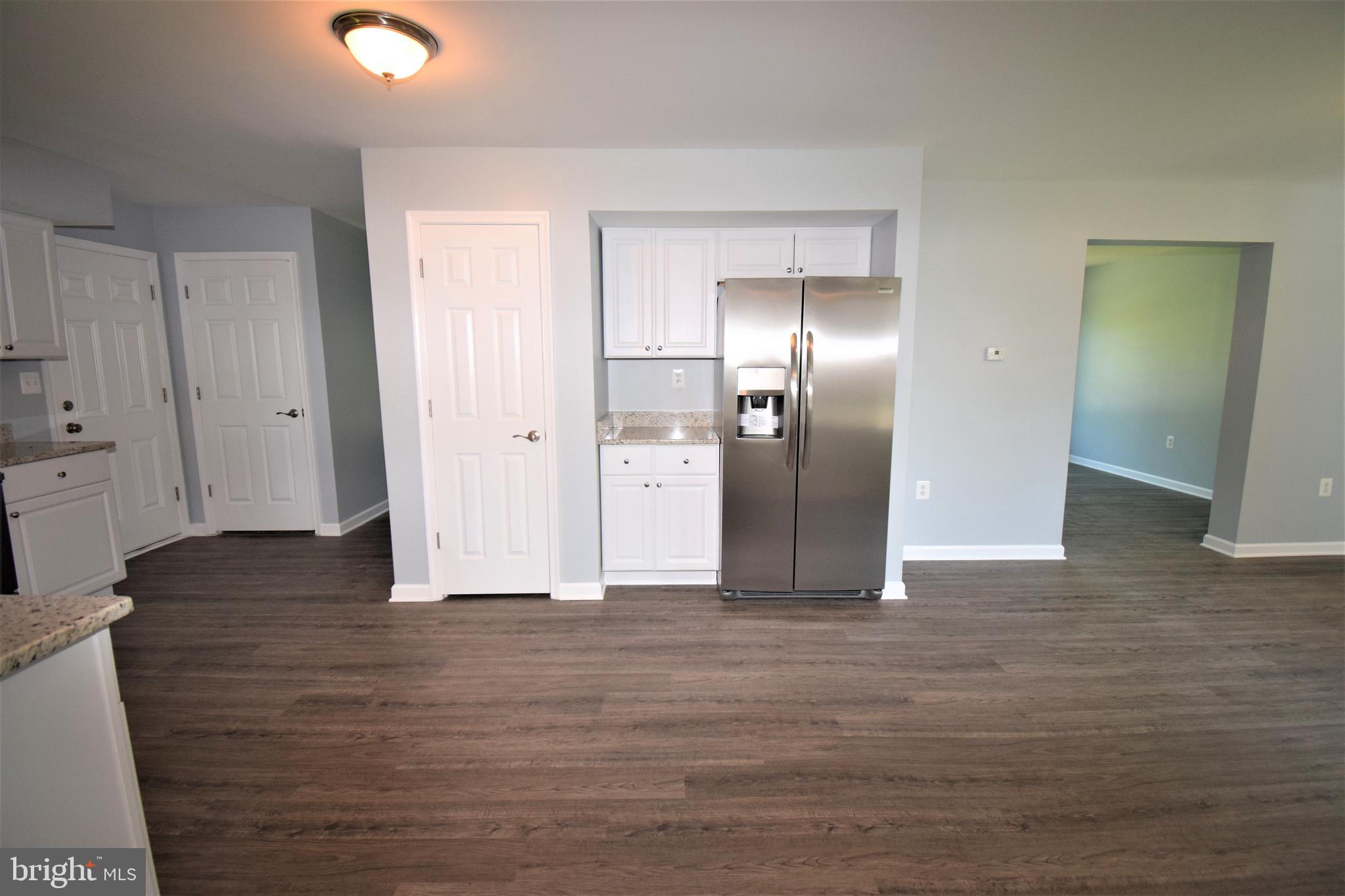 1209 Pine Ridge Lane Baltimore, MD 21208 - Photo 10 of 35 Gallery Image 10