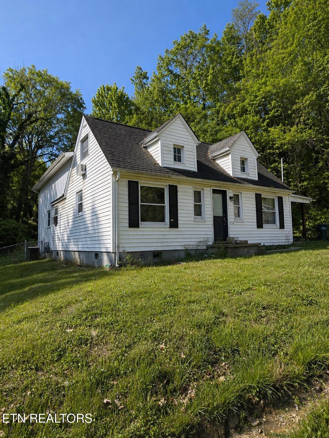 110 Love Road Sevierville, TN 37862 - Photo 2 of 18 outside 2