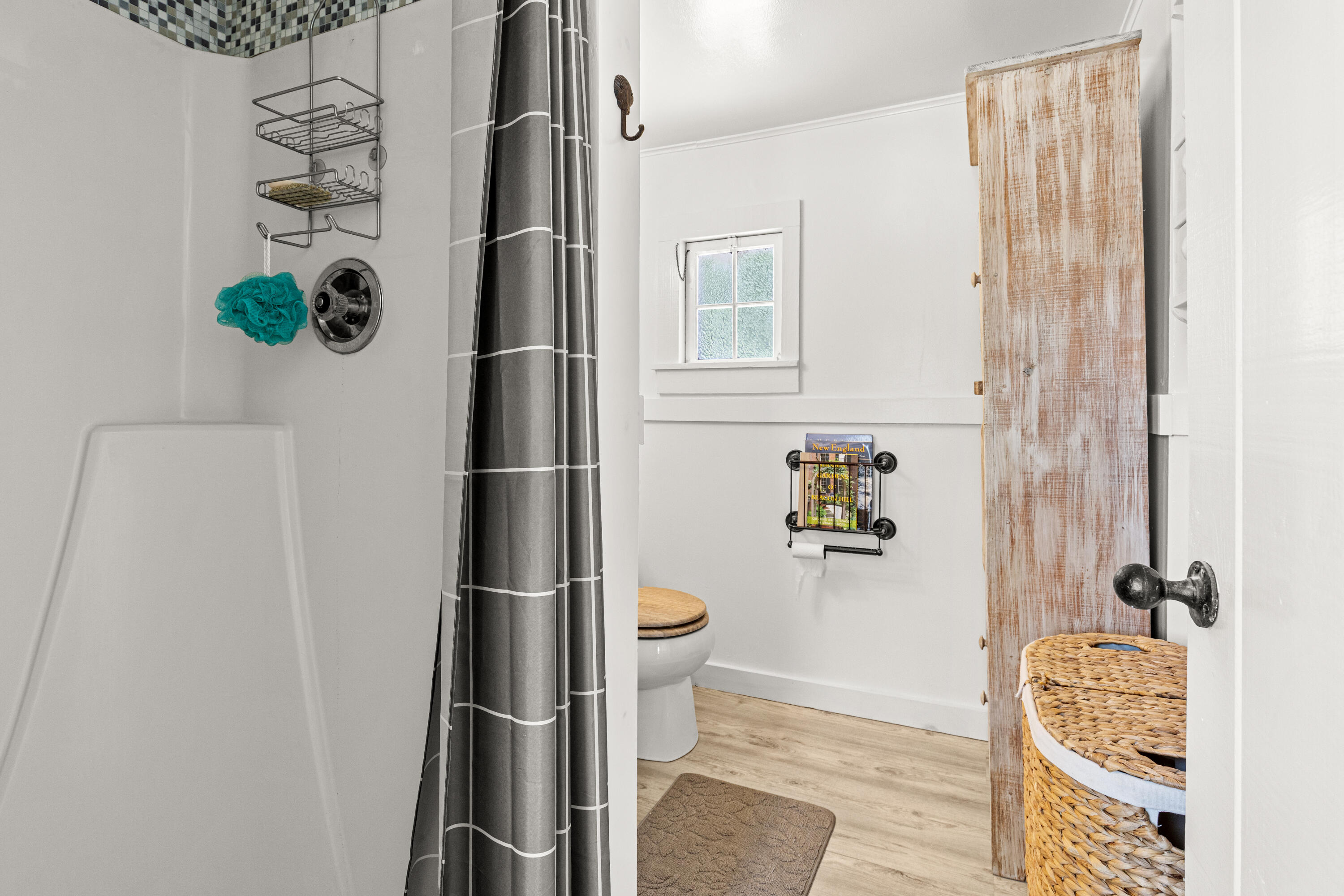 241 Old Wharf Road, Unit 162 Dennis Port, MA 02639 - Photo 13 of 25 bathroom