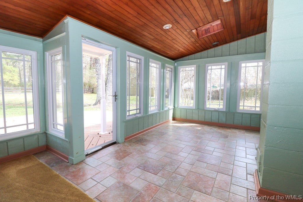 4237 Providence Road Hayes, VA 23072 - Photo 18 of 49 Gallery Image 18