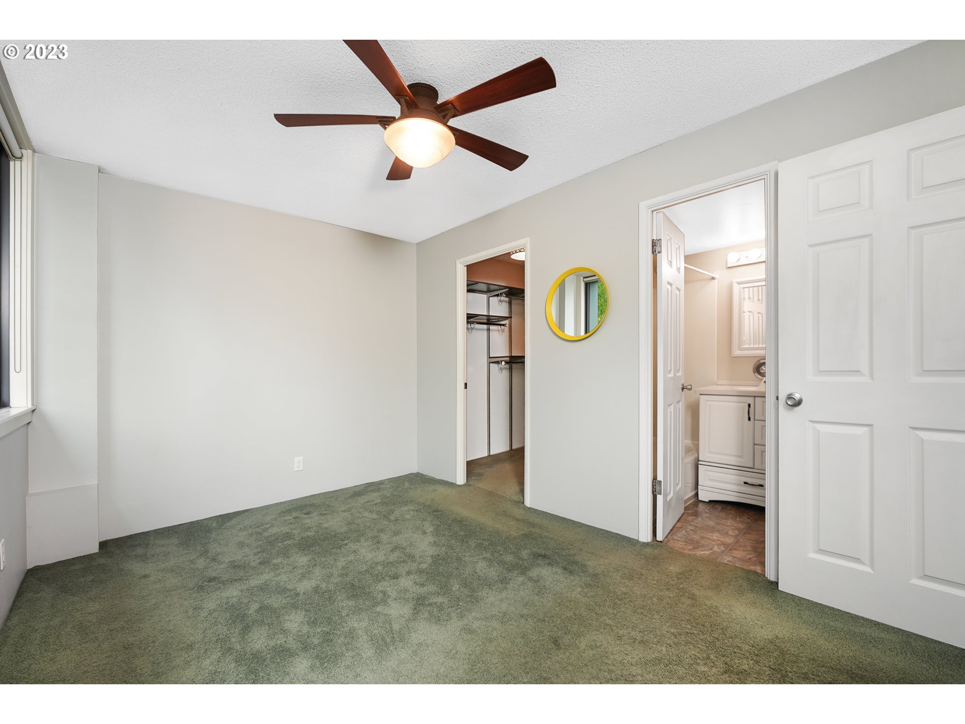 2020 Southwest Main Street, Unit 404 Portland, OR 97205 - Photo 17 of 26 Gallery Image 17