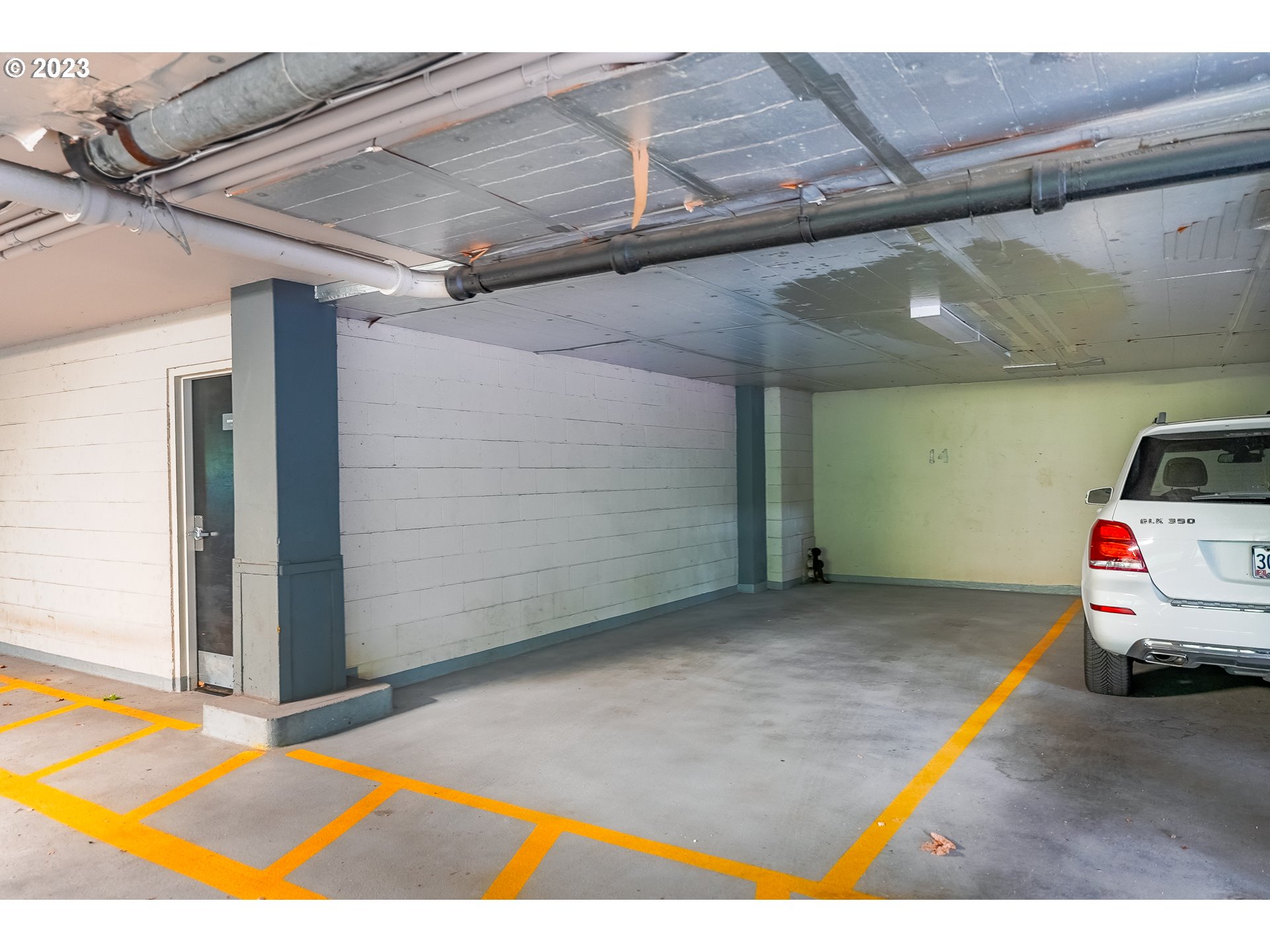 2020 Southwest Main Street, Unit 404 Portland, OR 97205 - Photo 19 of 26 Gallery Image 19