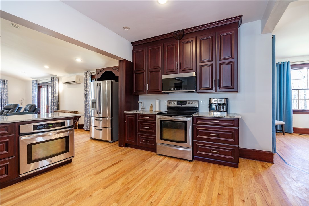 73 Nottingham Drive Scituate, RI 02831 - Photo 11 of 45