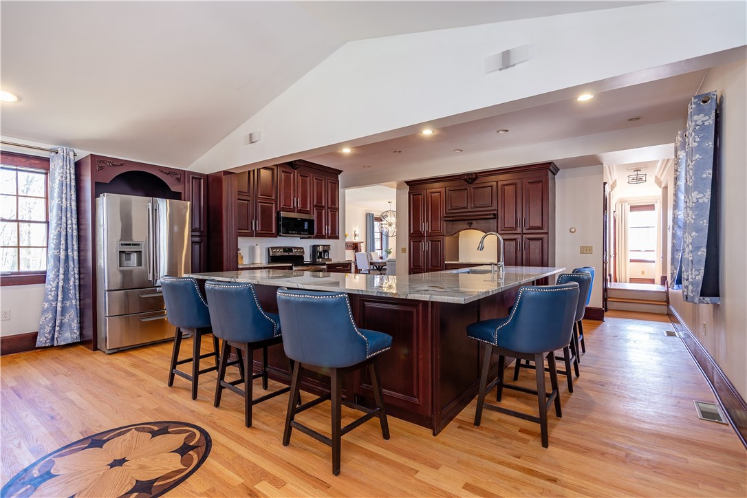 73 Nottingham Drive Scituate, RI 02831 - Photo 15 of 45