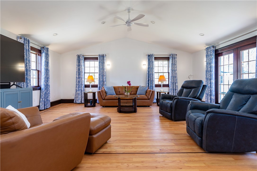 73 Nottingham Drive Scituate, RI 02831 - Photo 17 of 45