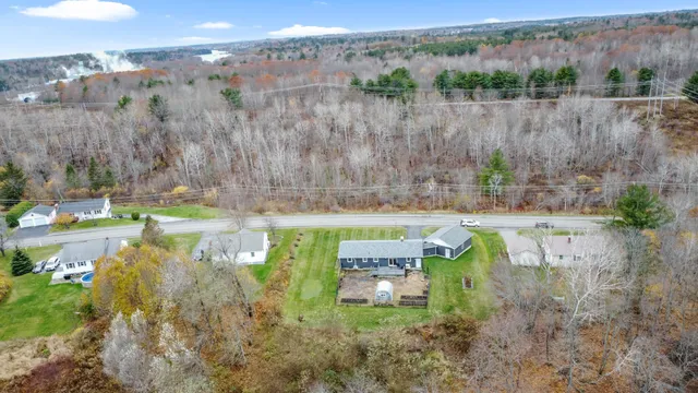 $349,000 | 20 Thompson Road, Veazie, ME 04401