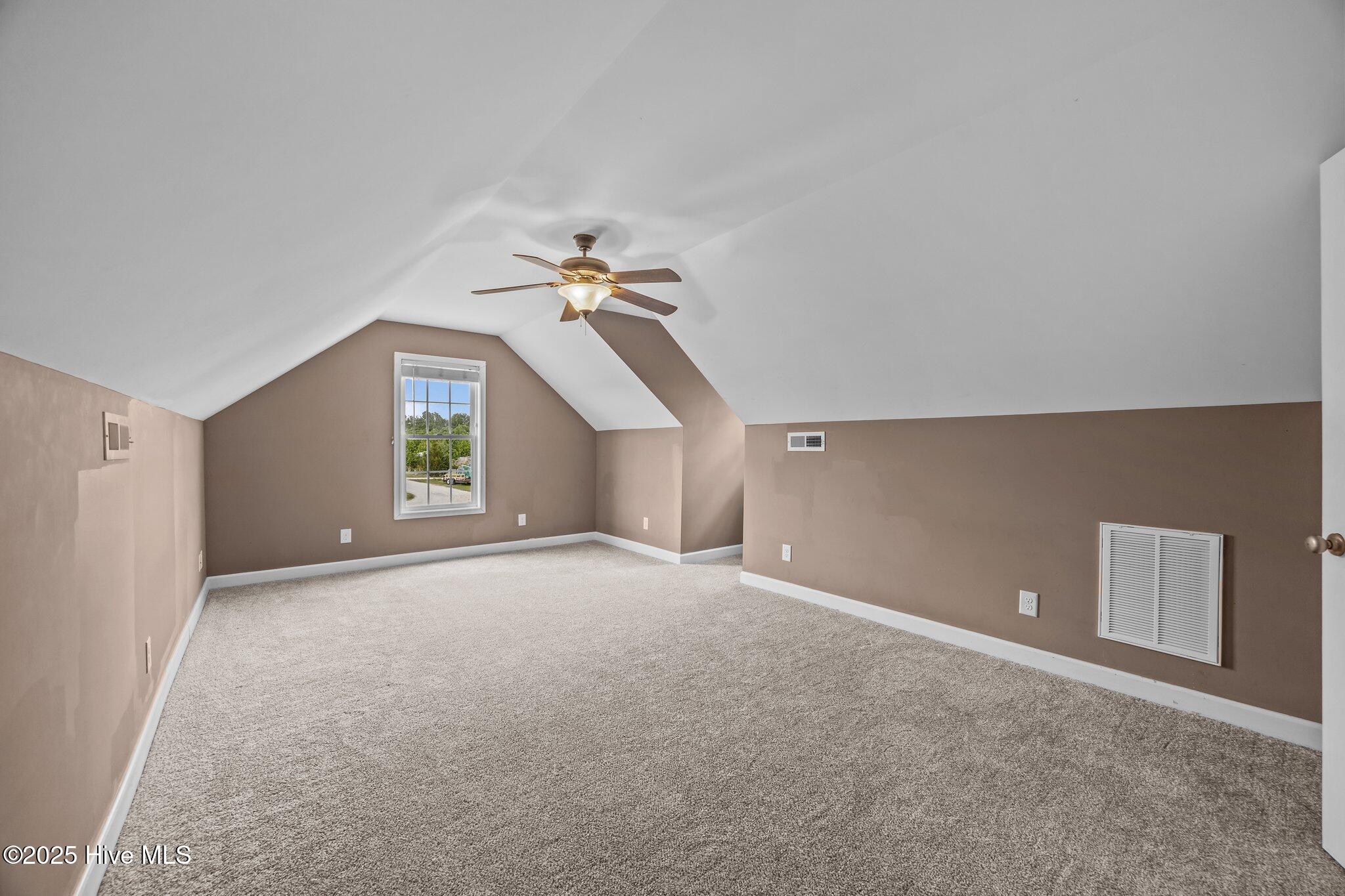 305 Spring Maple Way Richlands, NC 28574 - Photo 50 of 52 43-web-or-mls-IMG_9110