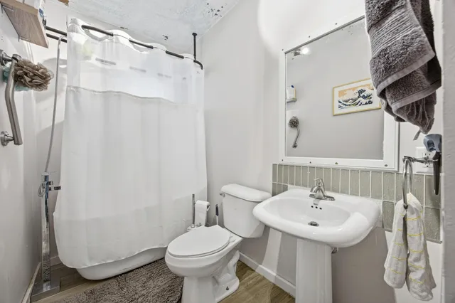 $175,000 | 212 10th Street North, Moorhead, MN 56560