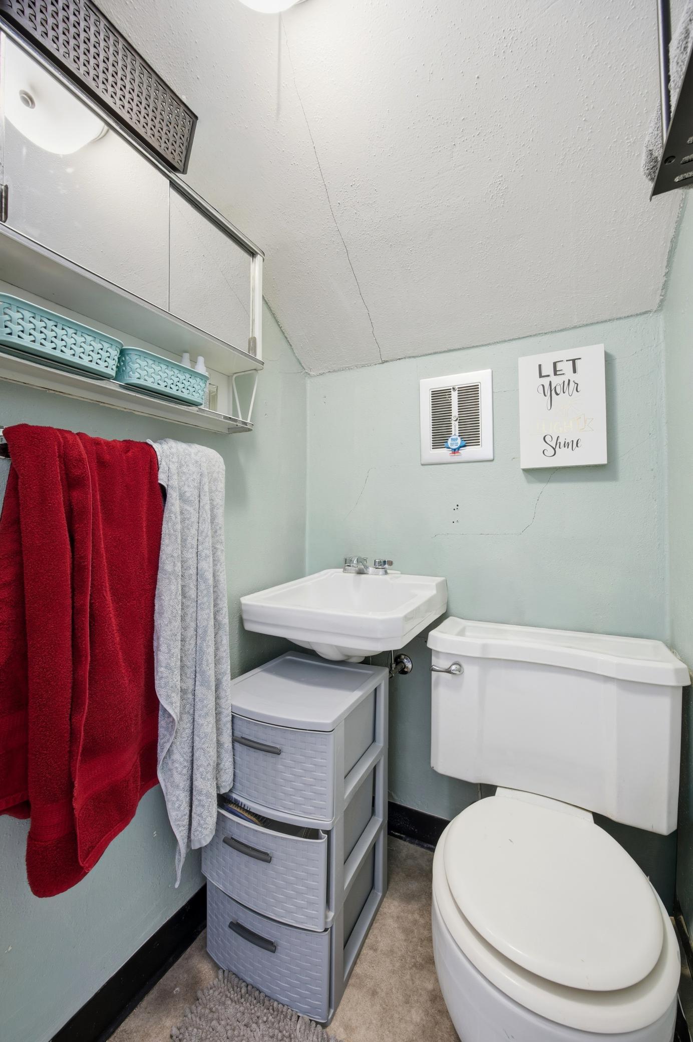 212 10th Street North Moorhead, MN 56560 - Photo 16 of 25