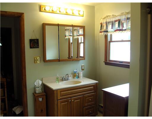 885 South Eighty Eight Road Carmichaels, PA 15320 - Photo 14 of 18 Full Bath.