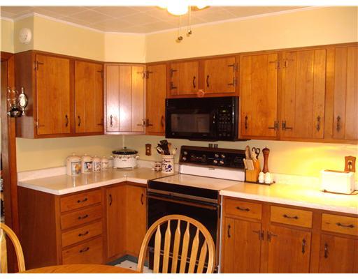 885 South Eighty Eight Road Carmichaels, PA 15320 - Photo 4 of 18 Kitchen.