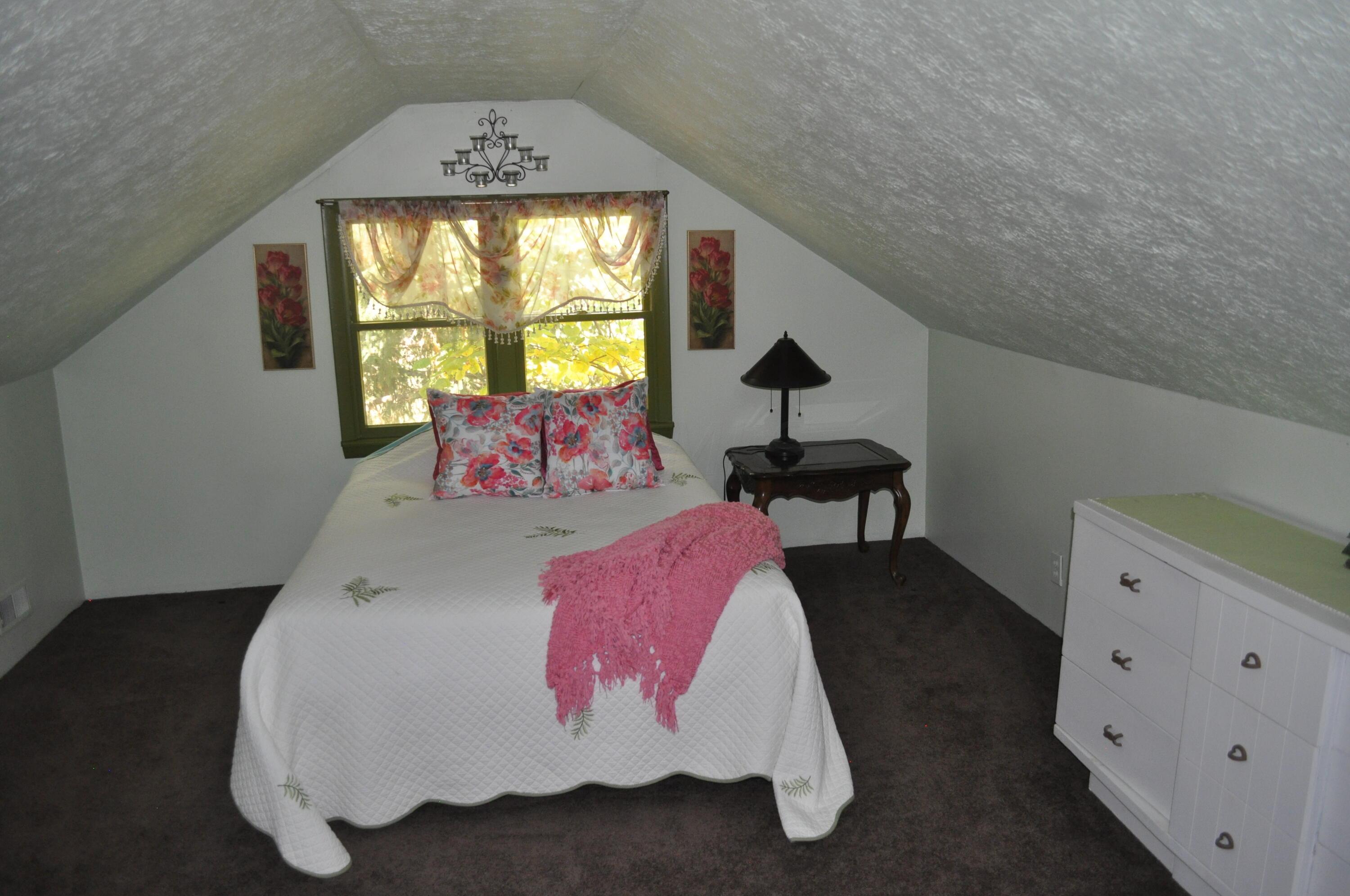 6829 Lambert Road Orient, OH 43146 - Photo 20 of 36 Bedroom 3