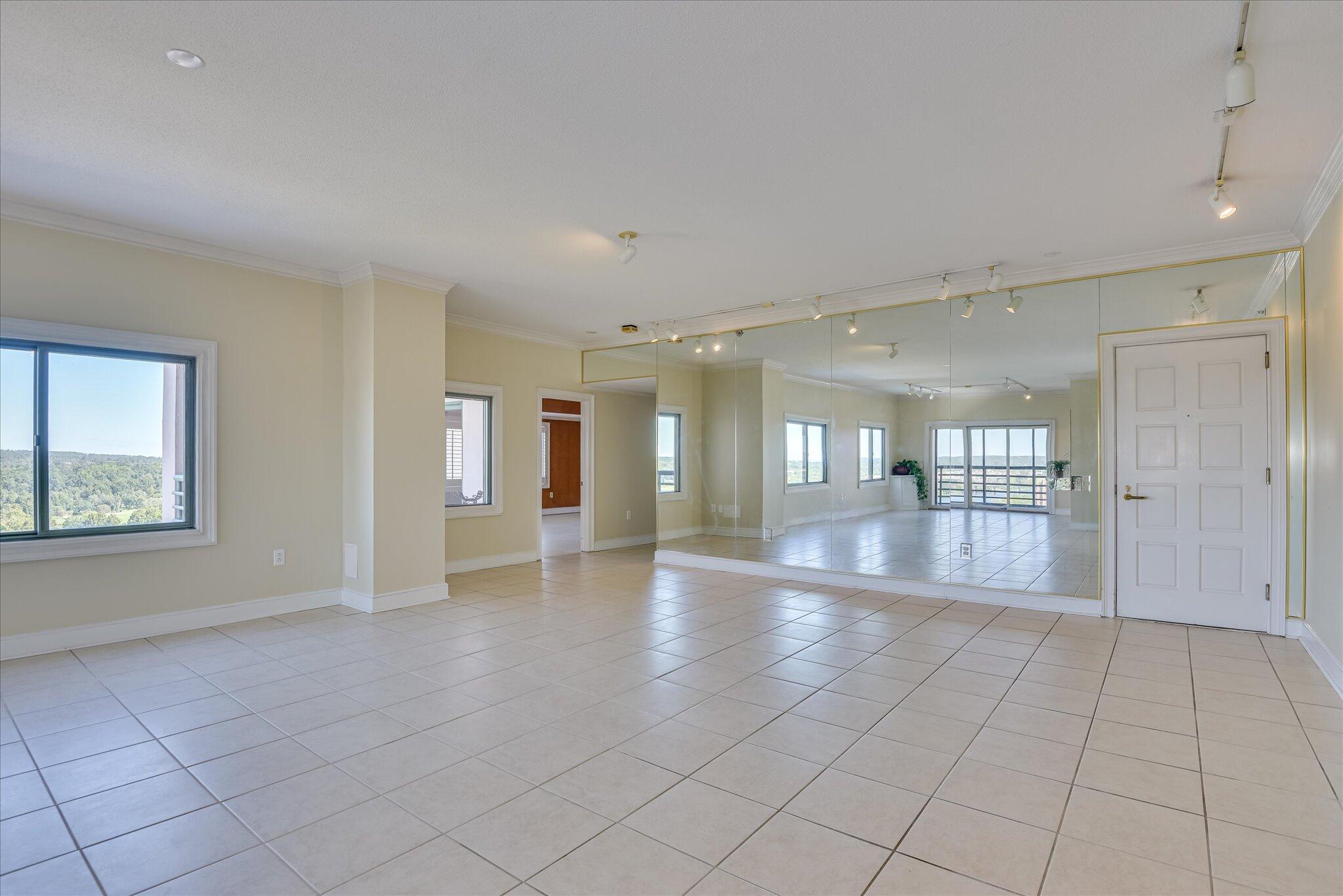 1 7th Street, Unit 1602 Augusta, GA 30901 - Photo 12 of 61 Great Room