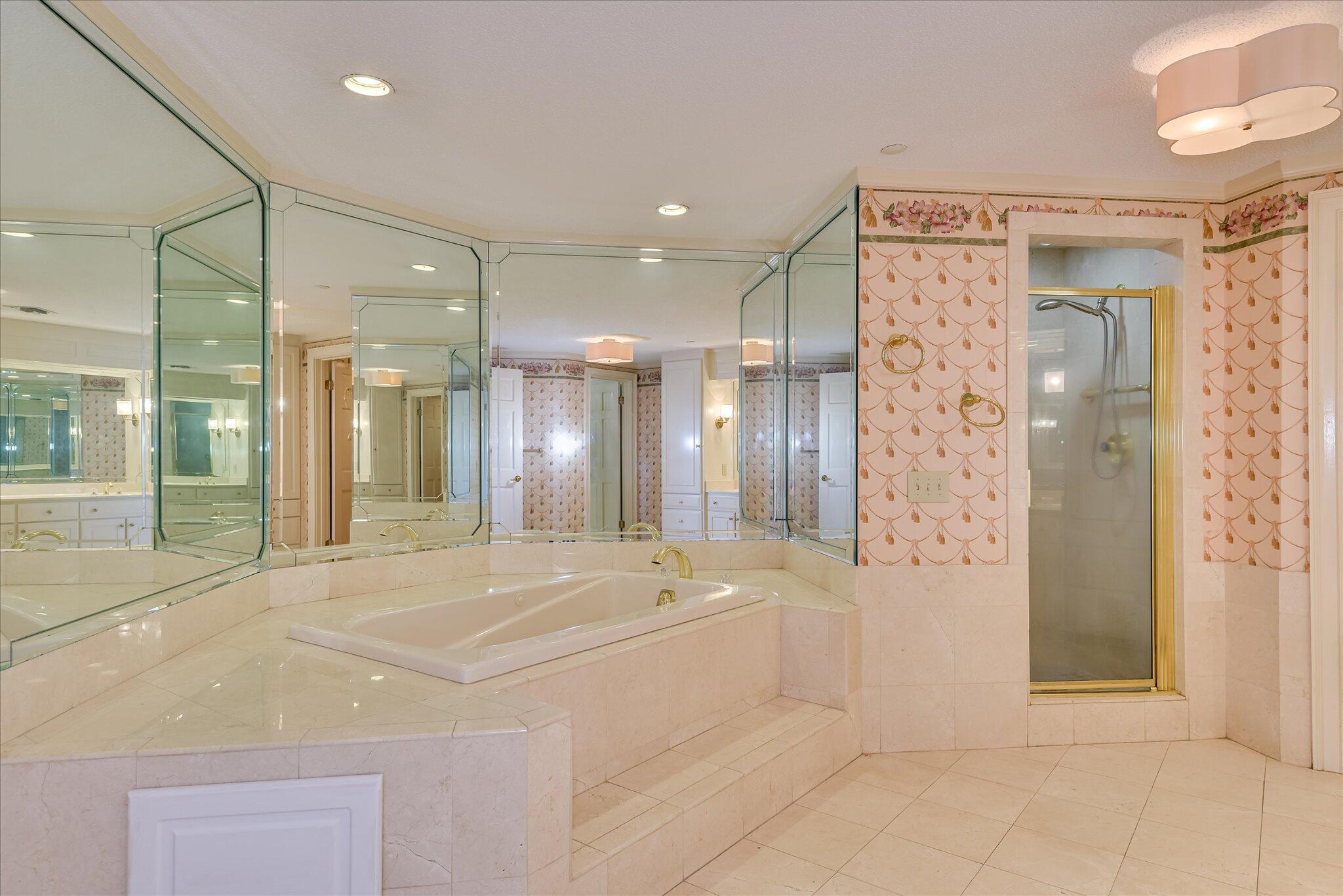 1 7th Street, Unit 1602 Augusta, GA 30901 - Photo 21 of 64 Owners Bath