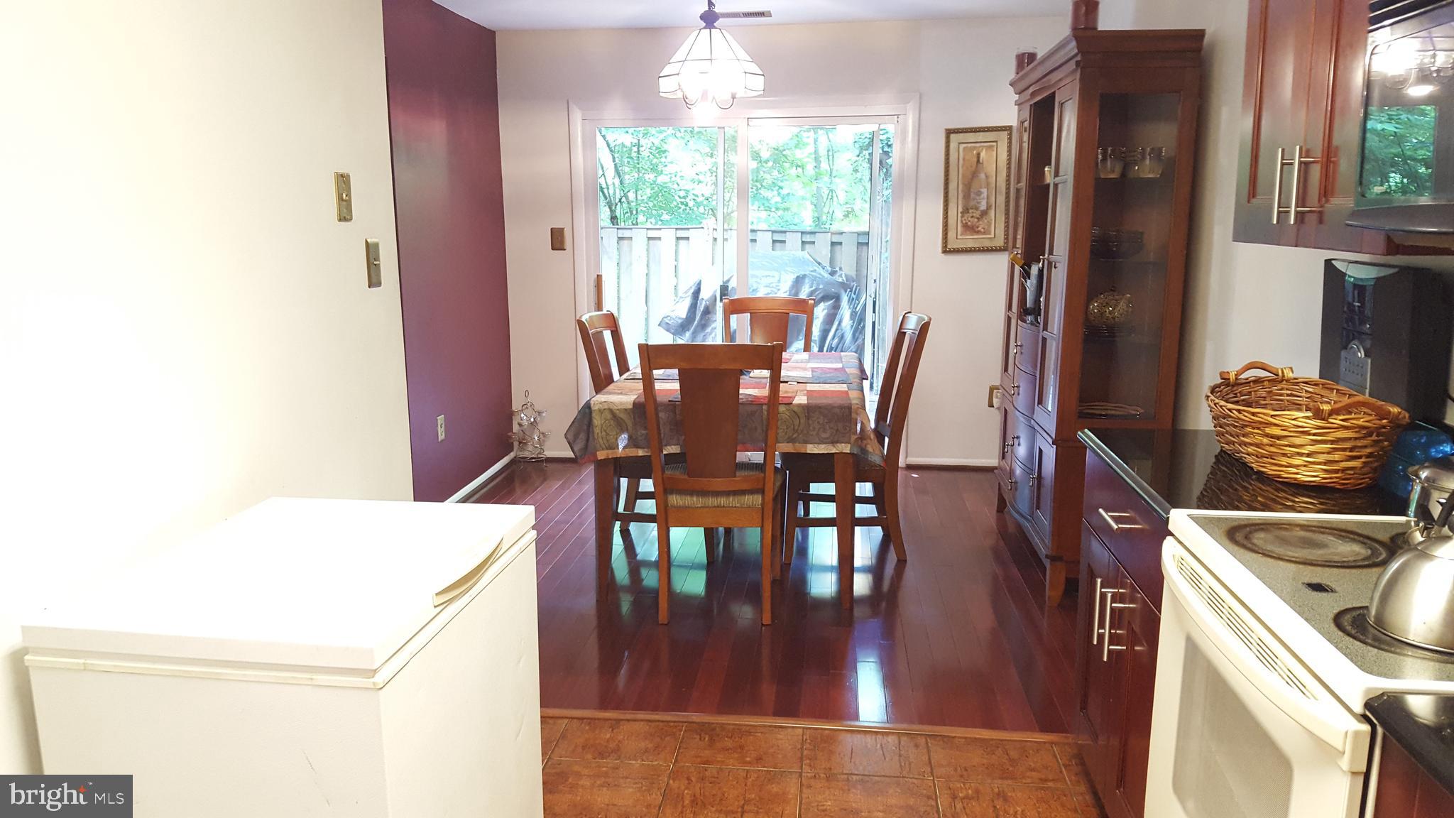 10699 Spring Oak Court Burke, VA 22015 - Photo 8 of 23