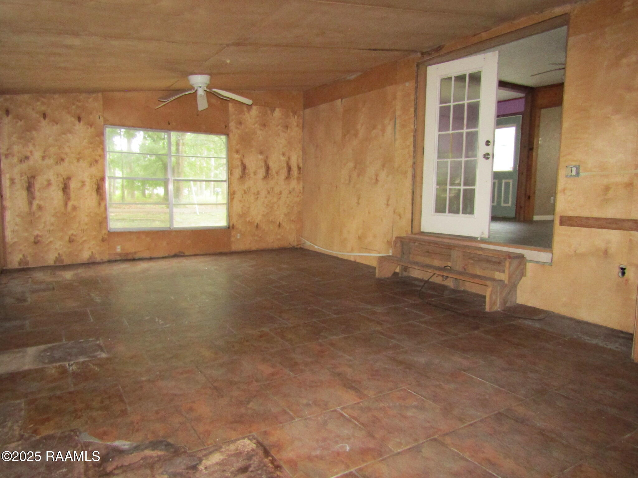 258 Bradley Road Eunice, LA 70535 - Photo 4 of 12 IMG_5229