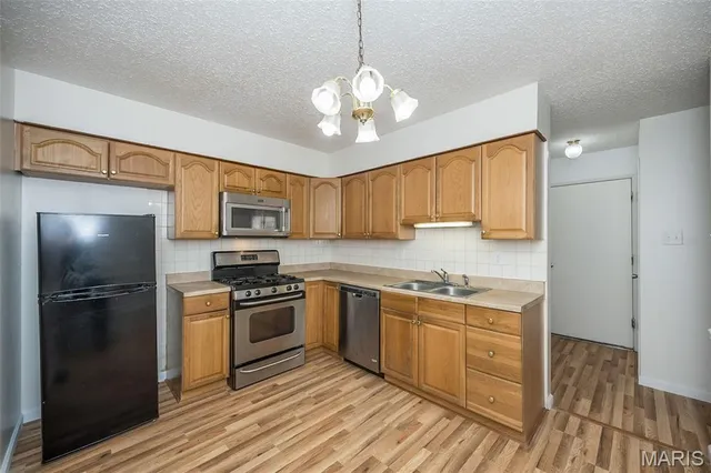 $275,000 | 2168 Bantry Court, Chesterfield, MO 63017