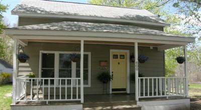 600 Wood Street Three Rivers, MI 49093 - Photo 1 of 22 Primary Photo