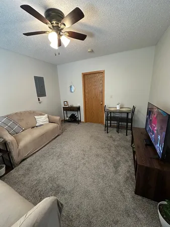 $250,000 | 1038 College Street North, Fargo, ND 58102