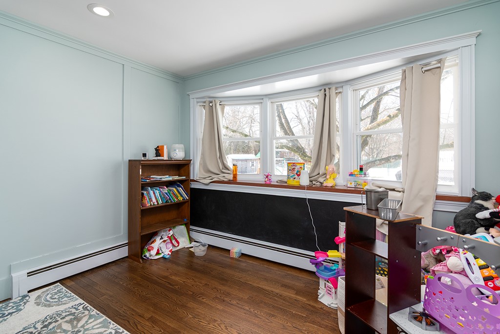 105 Florence Street Tiverton, RI 02878 - Photo 13 of 29