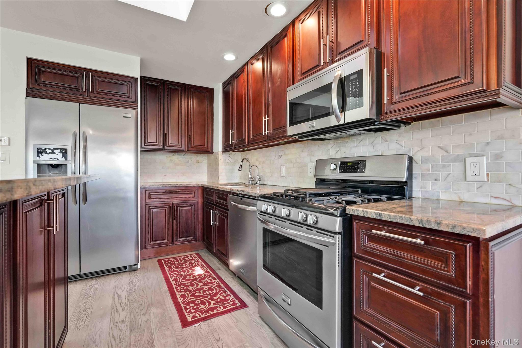 120-09 Riviera Court, Unit 10B Queens, NY 11356 - Photo 12 of 37