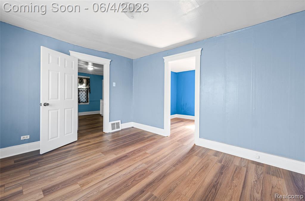 1928 Yemans Street Hamtramck, MI 48212 - Photo 14 of 26