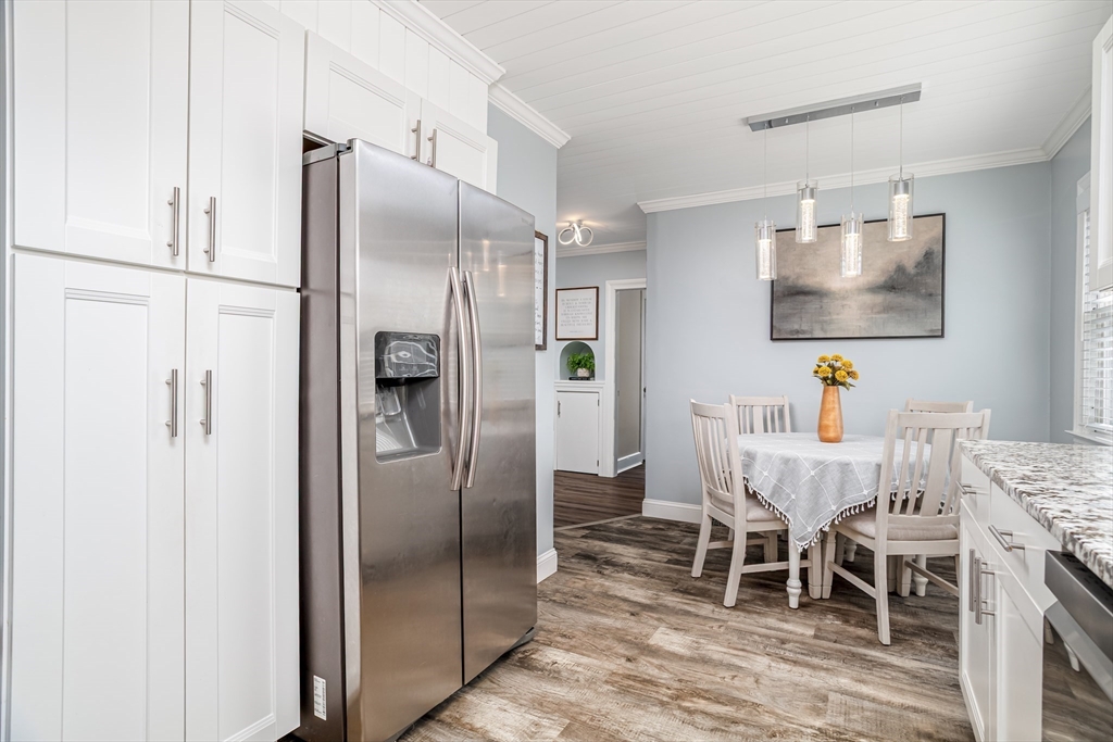 37 Rouville Avenue Gardner, MA 01440 - Photo 10 of 42 a view of a dining room with furniture