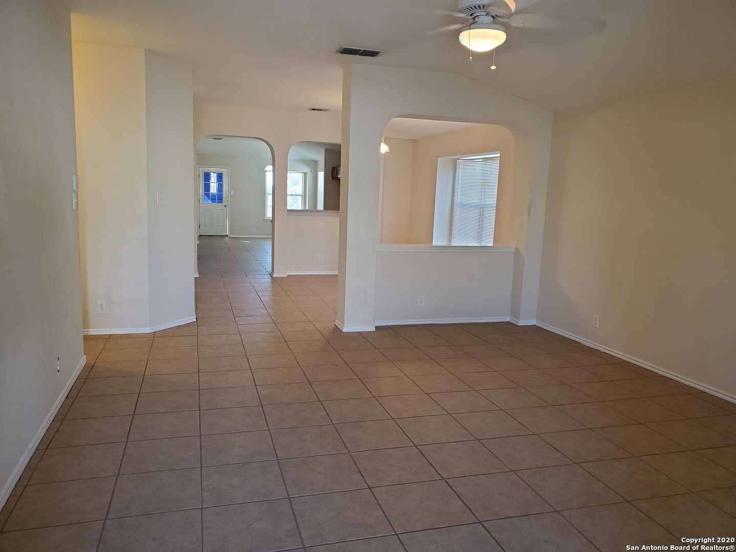 671 Rattler Bluff San Antonio, TX 78251 - Photo 5 of 15