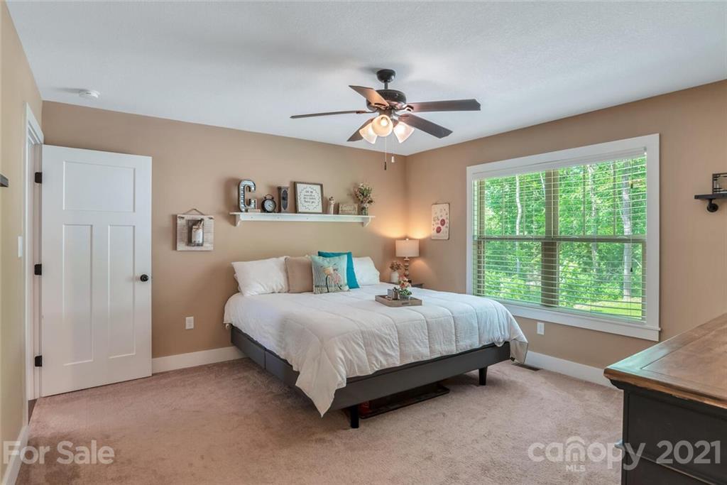 993 Bee Tree Road Swannanoa, NC 28778 - Photo 15 of 35 Gallery Image 15