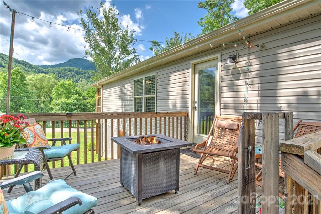 993 Bee Tree Road Swannanoa, NC 28778 - Photo 31 of 35 Gallery Image 31