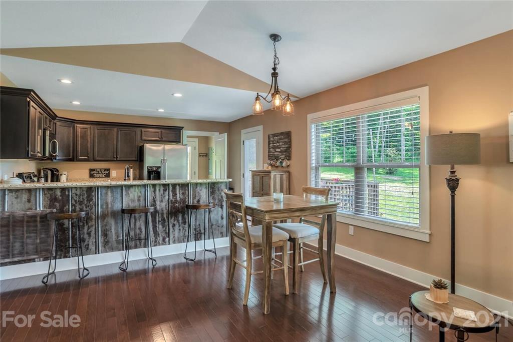 993 Bee Tree Road Swannanoa, NC 28778 - Photo 10 of 35 Gallery Image 10