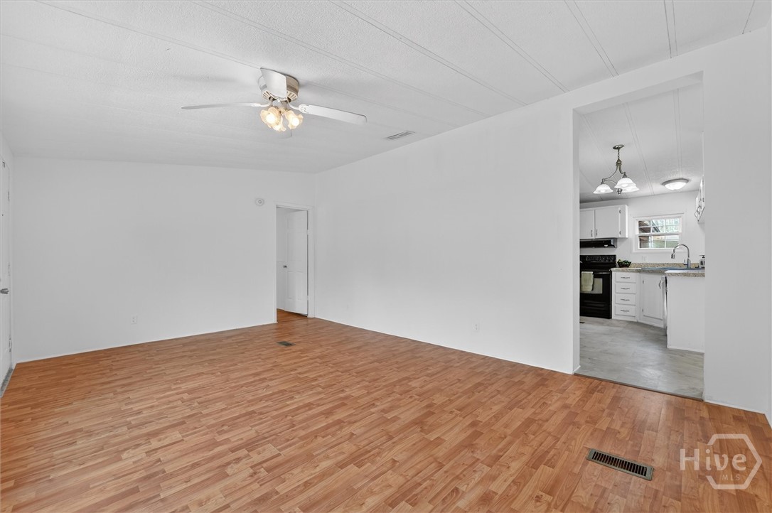 236 Frugality Hall Road Richmond Hill, GA 31324 - Photo 6 of 36