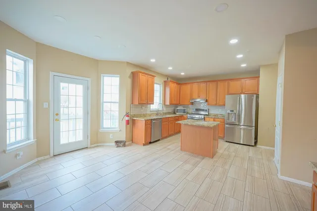 $625,000 | 59 Seneca Lane, Bordentown, NJ 08505