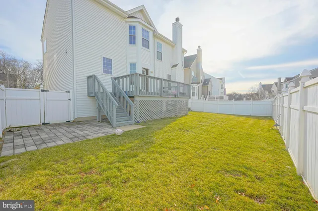 $625,000 | 59 Seneca Lane, Bordentown, NJ 08505