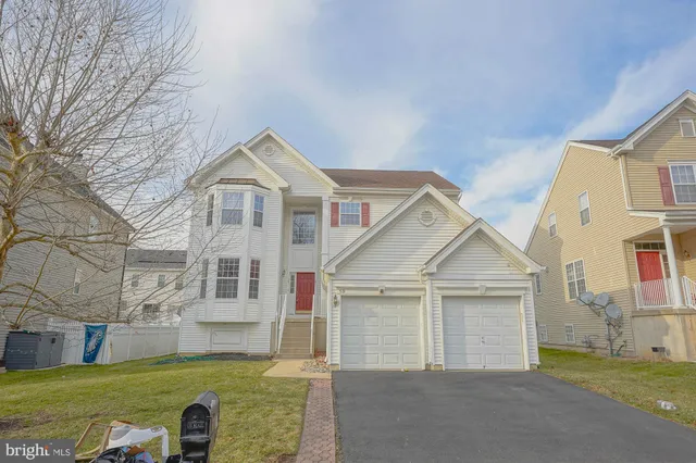$625,000 | 59 Seneca Lane, Bordentown, NJ 08505