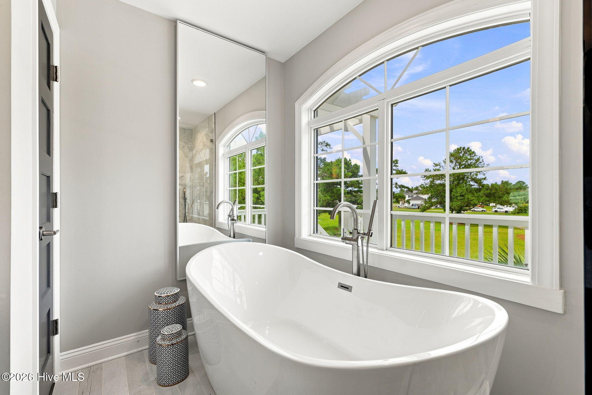 404 Perkins Road Beaufort, NC 28516 - Photo 16 of 49 Gallery Image 16